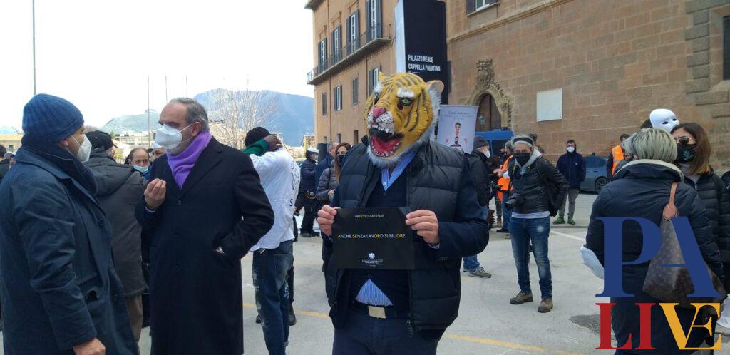 Palermo, sciopero a Palazzo dei Normanni