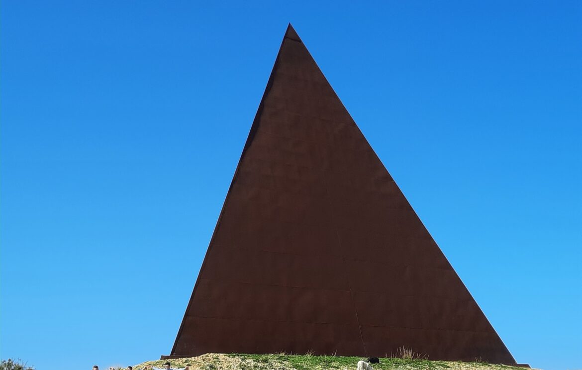 Piramide 38esimo Parallelo