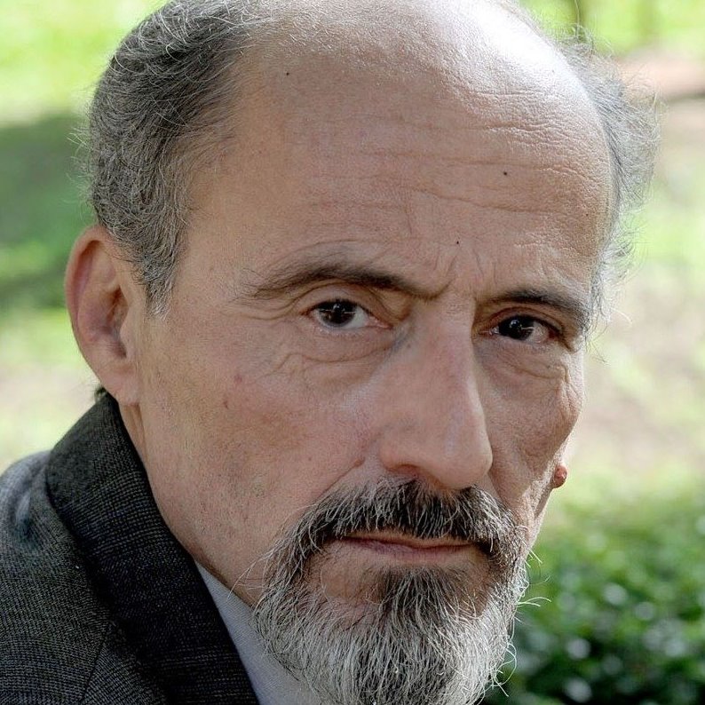 Antonio Ribisi La Spina ha recitato in film e fiction quali "Baaria" e "Màkari"