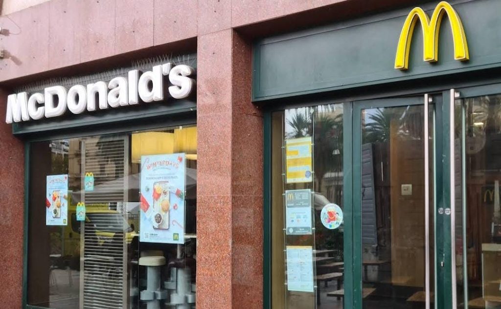 McDonald's, a Palermo chiude il fast food del Politeama ma sono pronte  nuove aperture