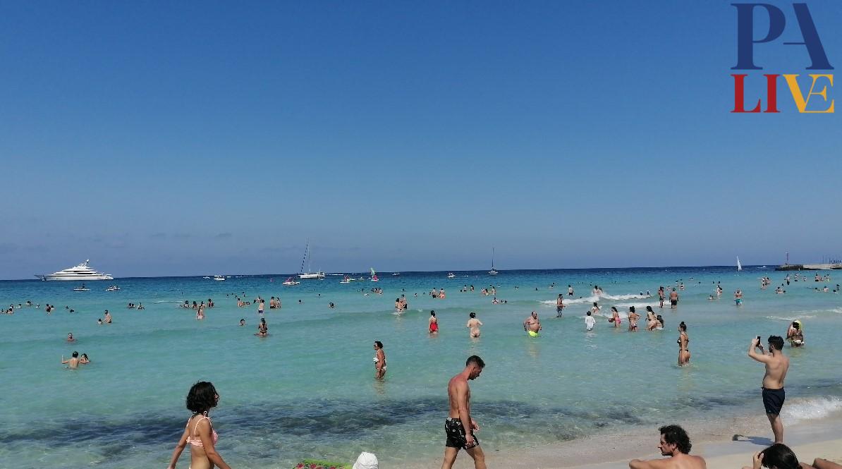 Caldo, caldo e ancora caldo: domenica da bollino rosso a Palermo