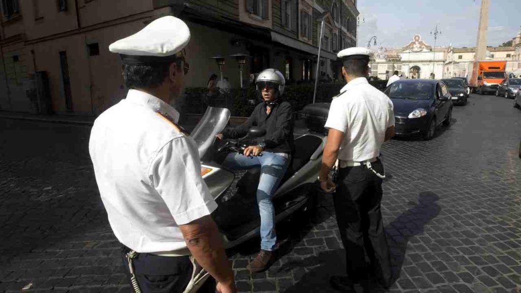 Guai a prestare la moto - Web - Palermolive.it