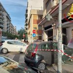 Paura a Palermo, perde il controllo dell’auto e sfonda la vetrina di una farmacia