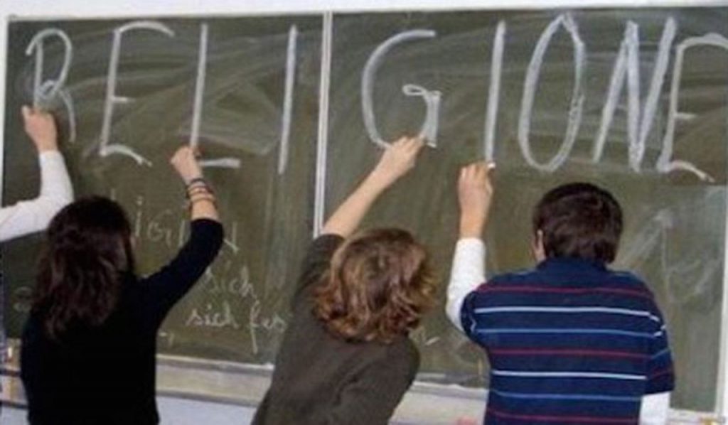 Stop all'ora di religione - Web - Palermolive.it