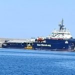 Sea Watch ormeggiata al porto di Palermo, via libera per far sbarcare tutti i migranti