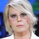 Maria De Filippi lascia C’è Posta per Te, è stata sostituita in queste ore dopo l’incidente in diretta: Mediaset si rinnova ancora