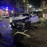 Scontro violento tra auto nella notte a Palermo, cinque feriti